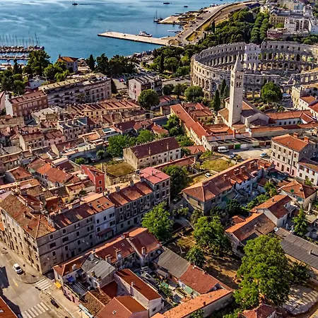 In - Istrien 53389 *